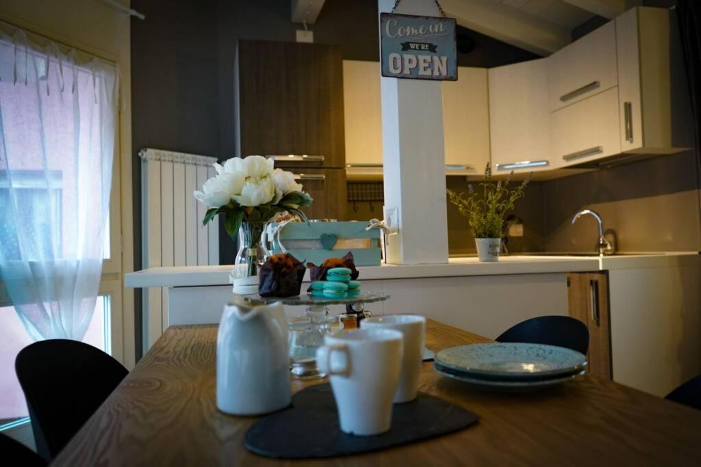 L'Attico Del Lago 세스토 칼렌데 외부 사진